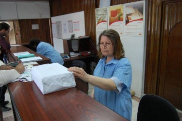 Privatizarea Poştei, amânată pentru 2014